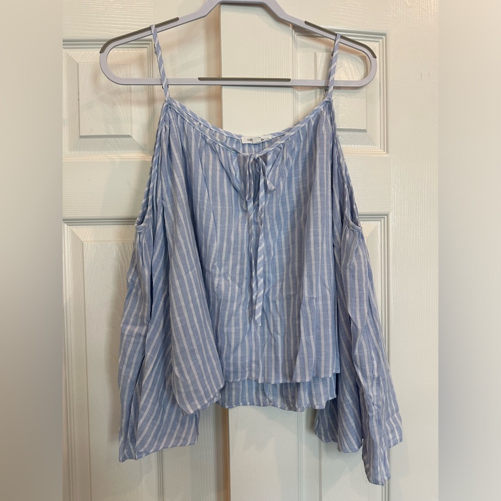 Cotton Candy LA - Lightweight Cold-Shoulder Blue Striped Top - Size Medium